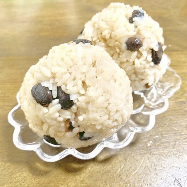お菓子の黒豆で簡単 黒豆ごはん レシピ 作り方 By Mei 楽天レシピ お菓子の黒豆で簡単 黒豆ごはん レシピ 作り方 By Mei 楽天レシピ